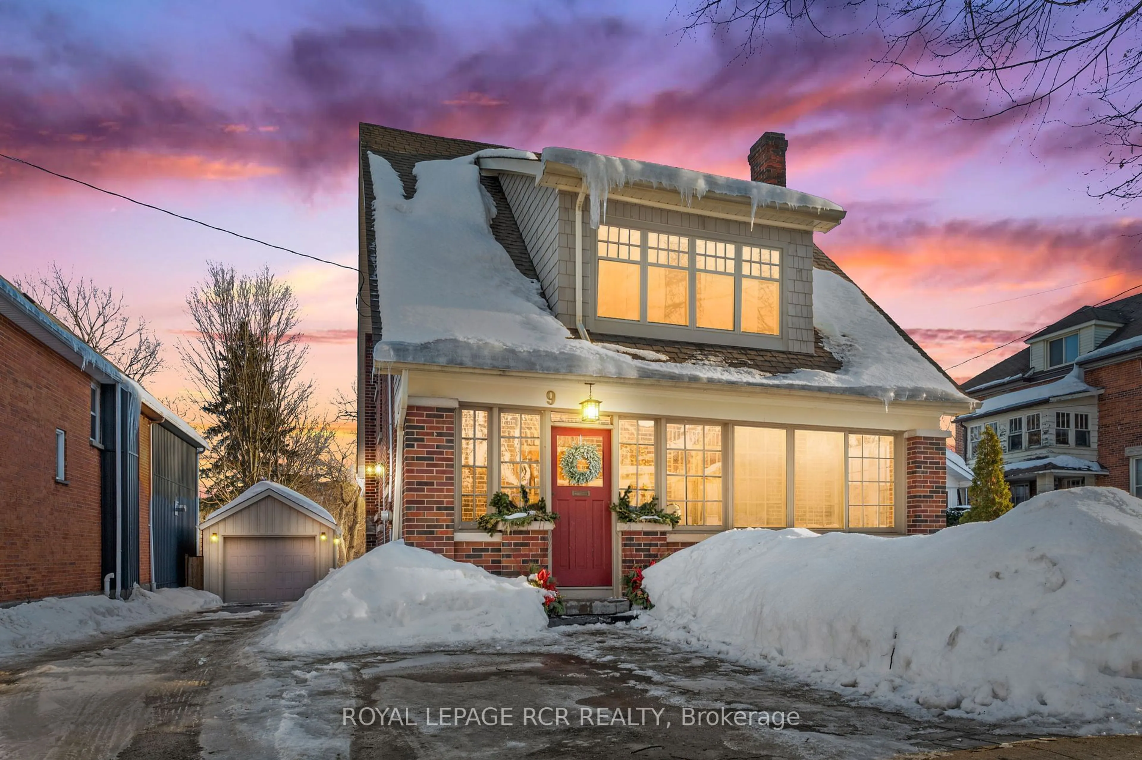 Home with brick exterior material, street for 9 York St, Orangeville Ontario L9W 1L7