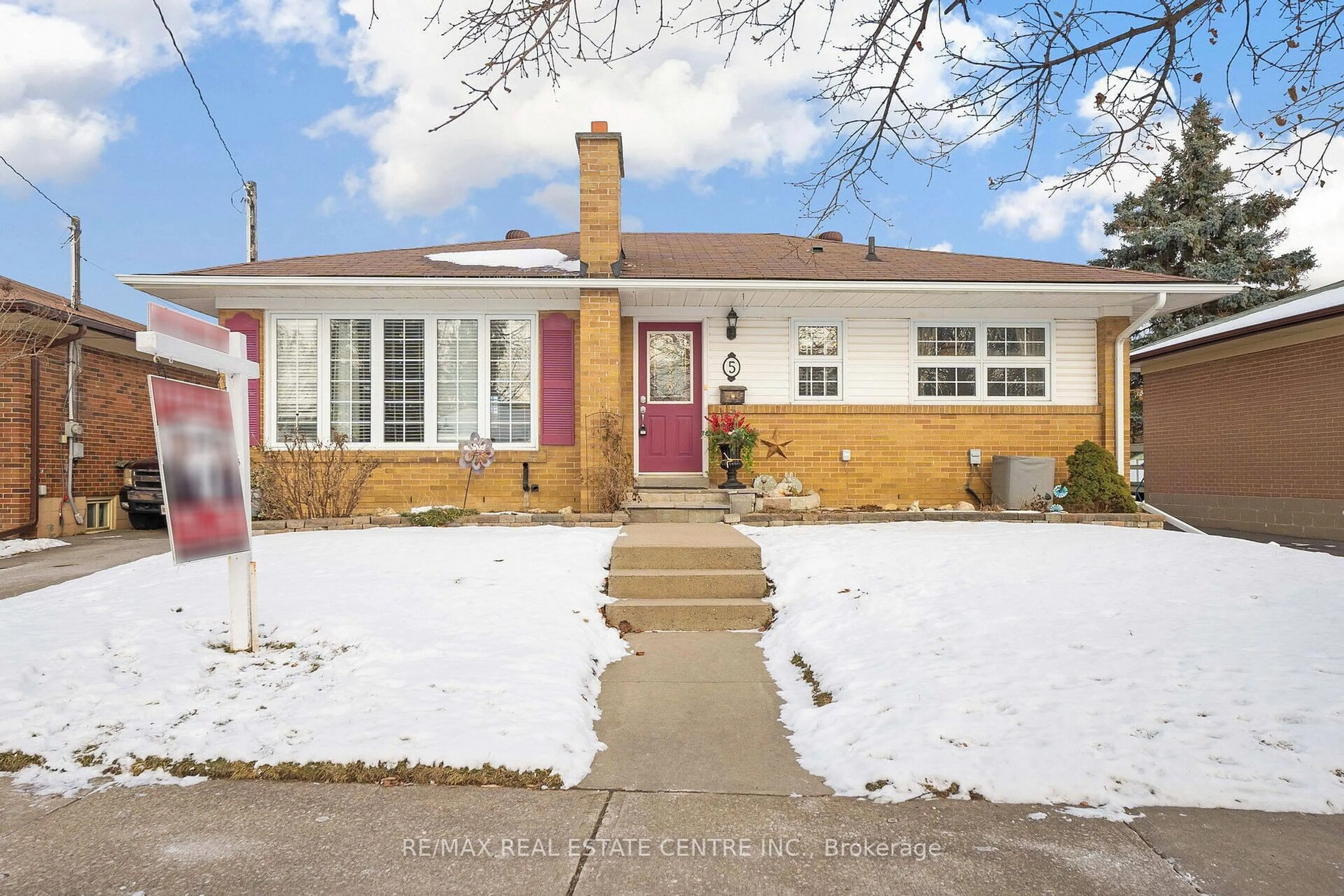 Home with brick exterior material, street for 5 Marsden Cres, Brampton Ontario L6W 2X2