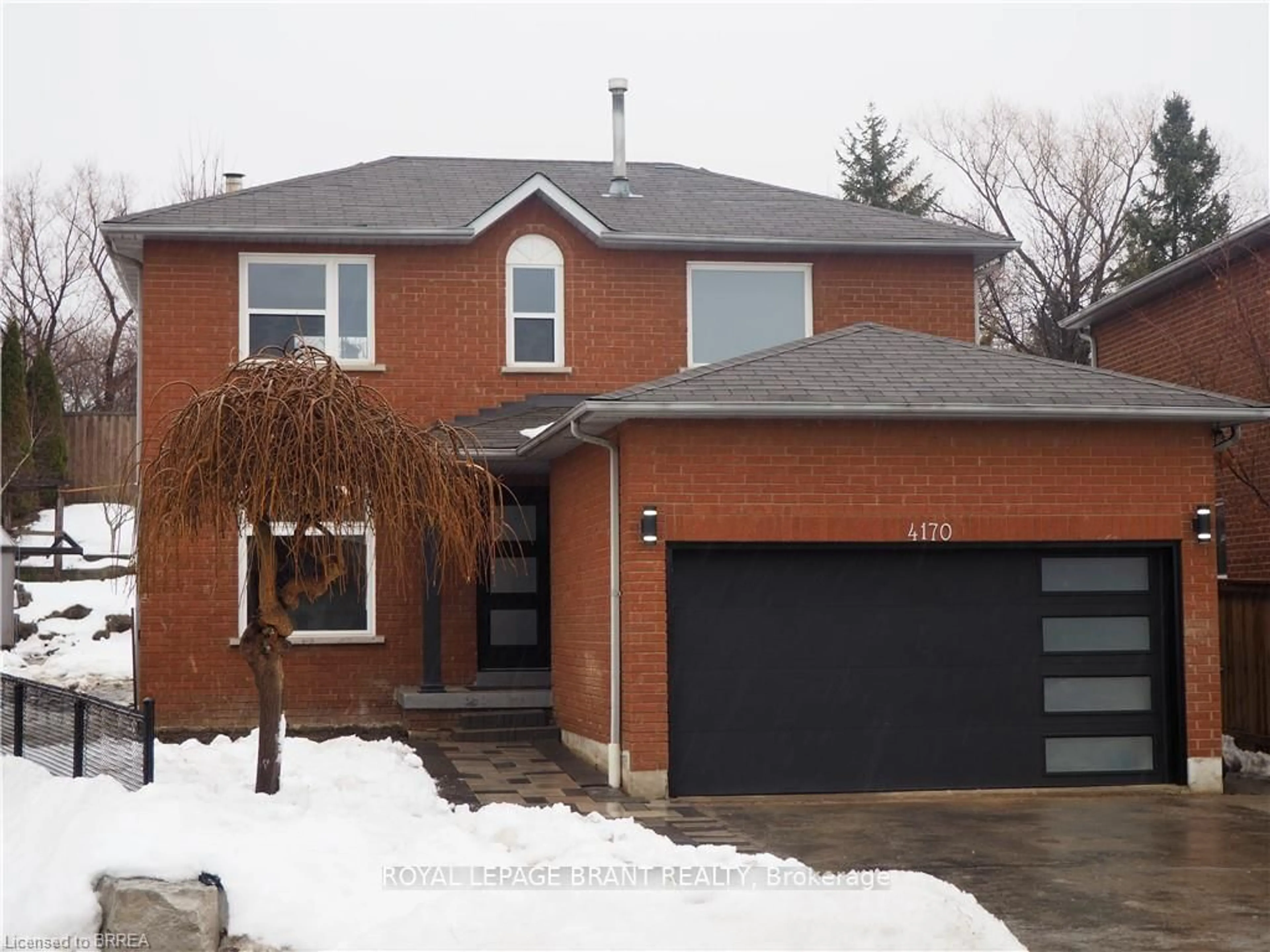 Home with brick exterior material, street for 4170 Credit Pointe Dr, Mississauga Ontario L5M 3K1