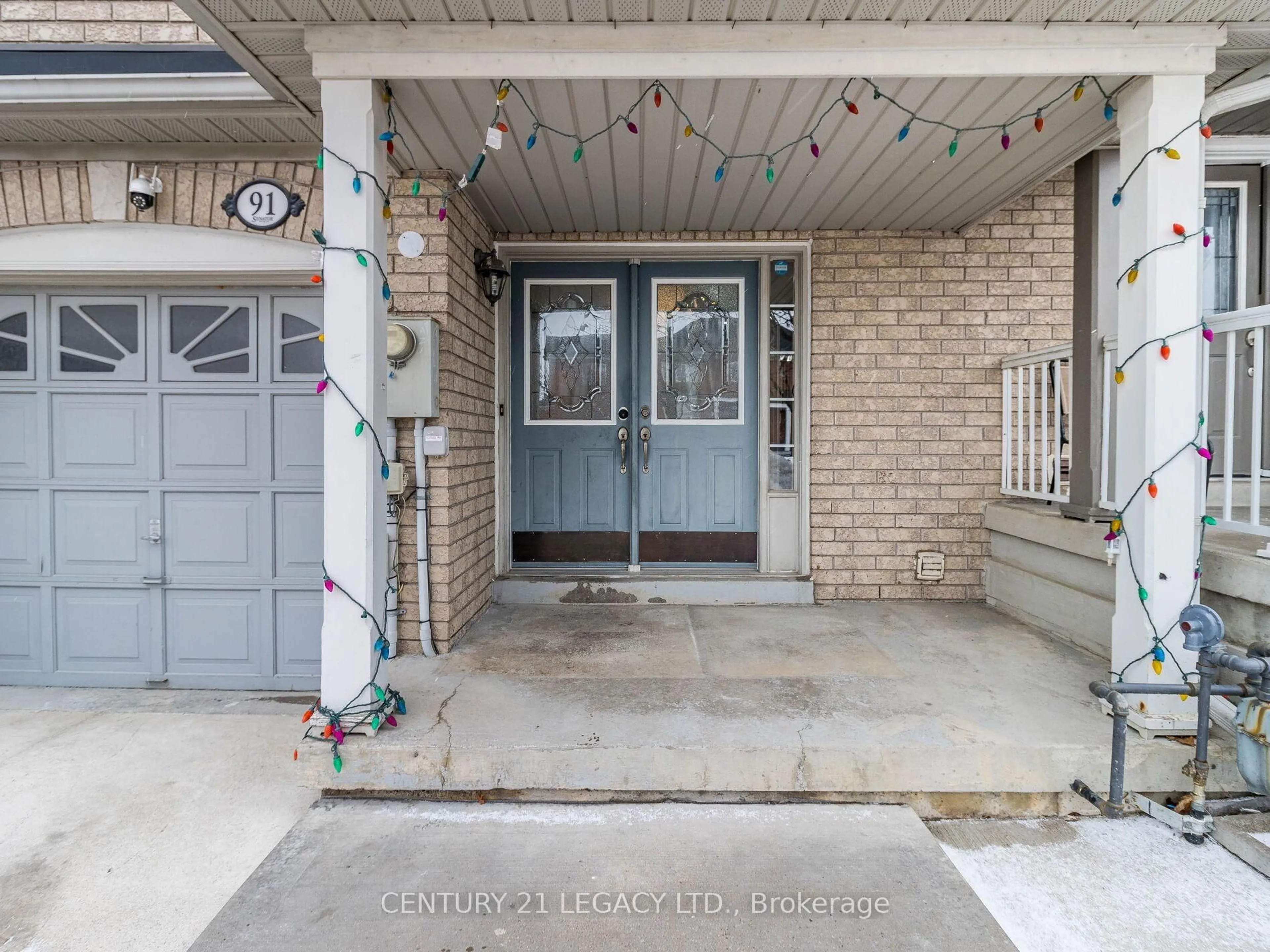 Indoor entryway for 91 Checkerberry Cres, Brampton Ontario L6R 2S8