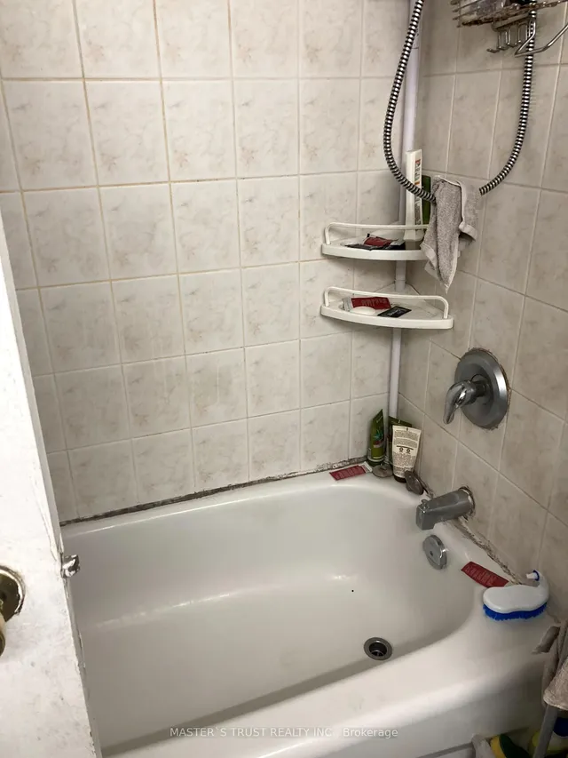 Additional property image - 4673 Jane St Unit 612