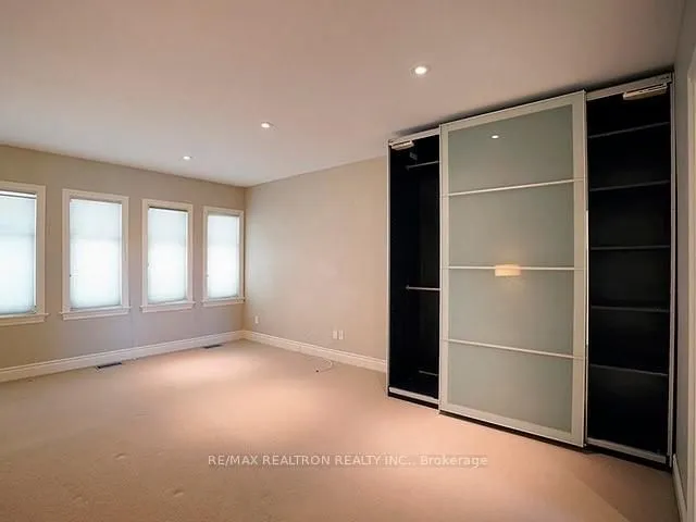 Additional property image - 252 Ellis Ave