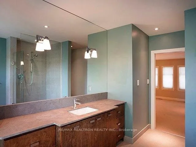 Additional property image - 252 Ellis Ave