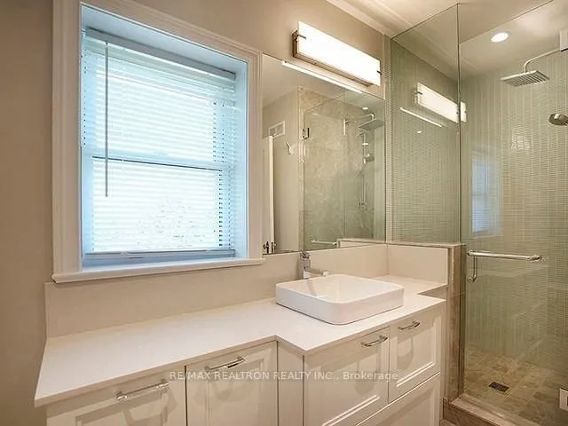 Additional property image - 252 Ellis Ave
