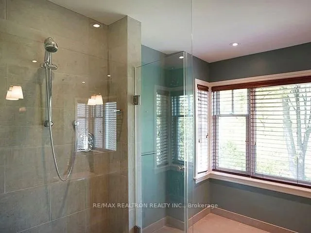 Additional property image - 252 Ellis Ave