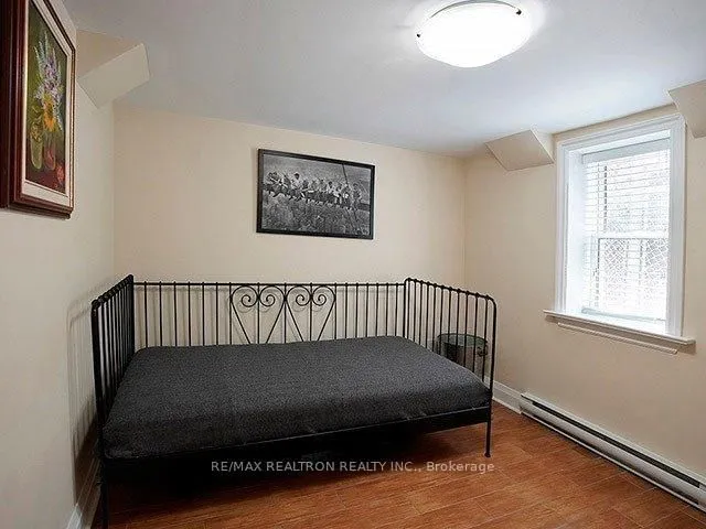 Additional property image - 252 Ellis Ave