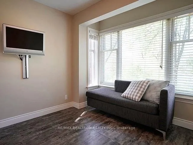 Additional property image - 252 Ellis Ave