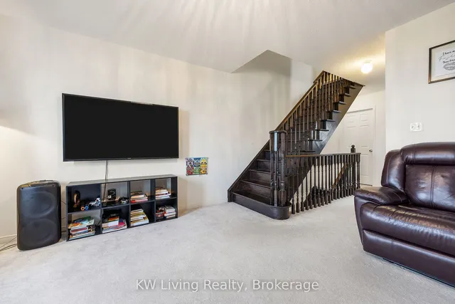Additional property image - 225 Torbarrie Rd