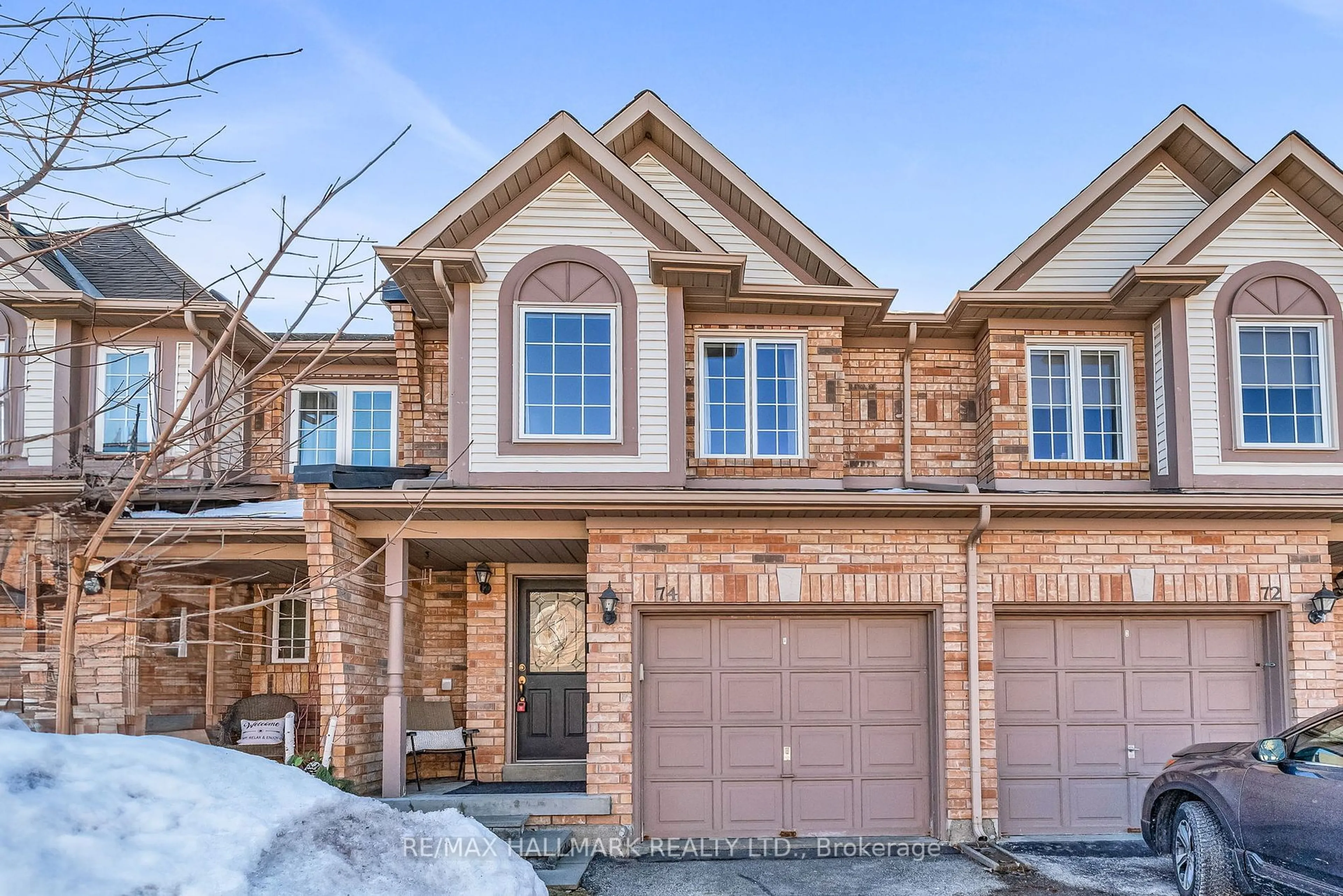 Home with brick exterior material, street for 74 Alderbrook Pl, Caledon Ontario L7E 1Y6