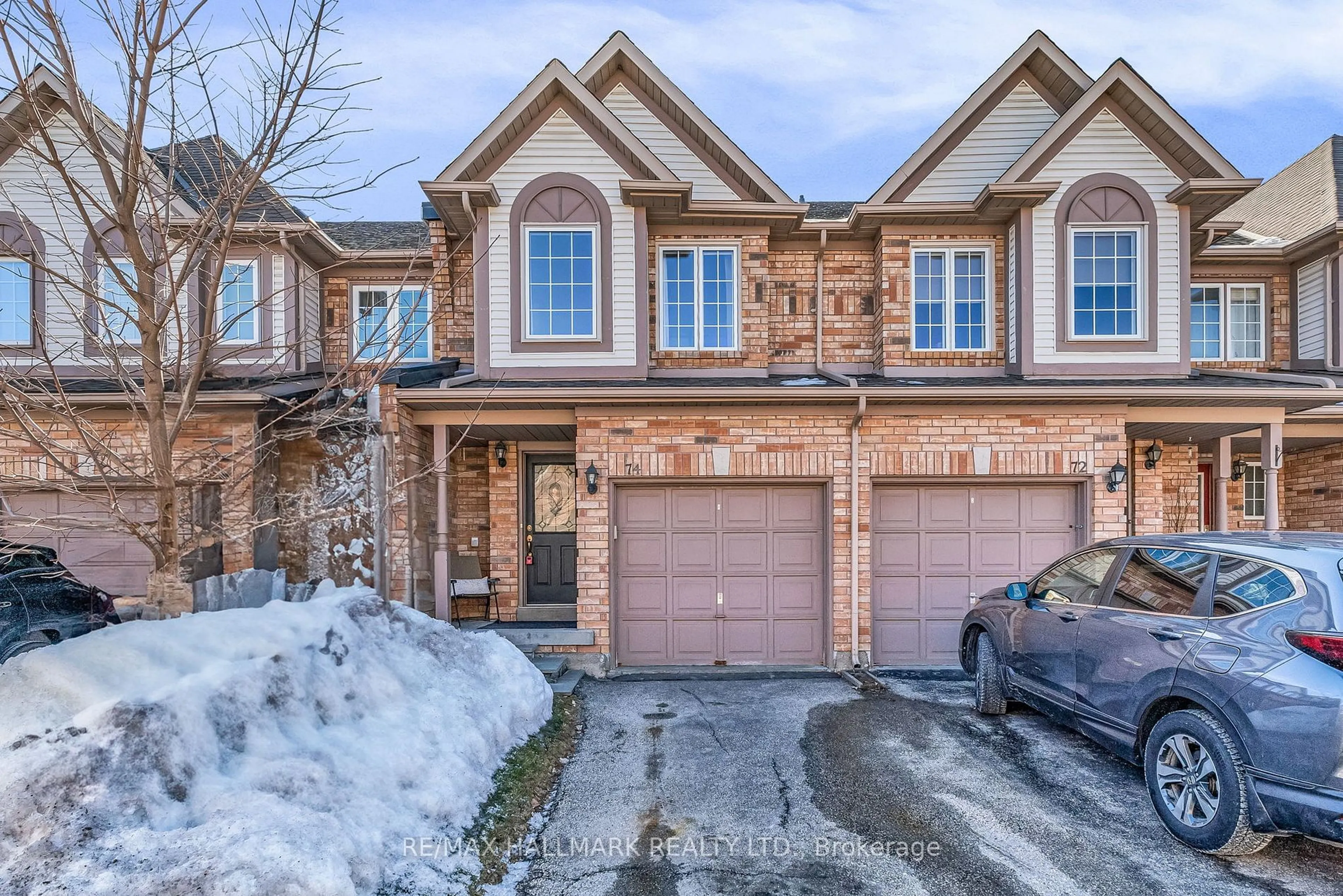 Home with brick exterior material, street for 74 Alderbrook Pl, Caledon Ontario L7E 1Y6