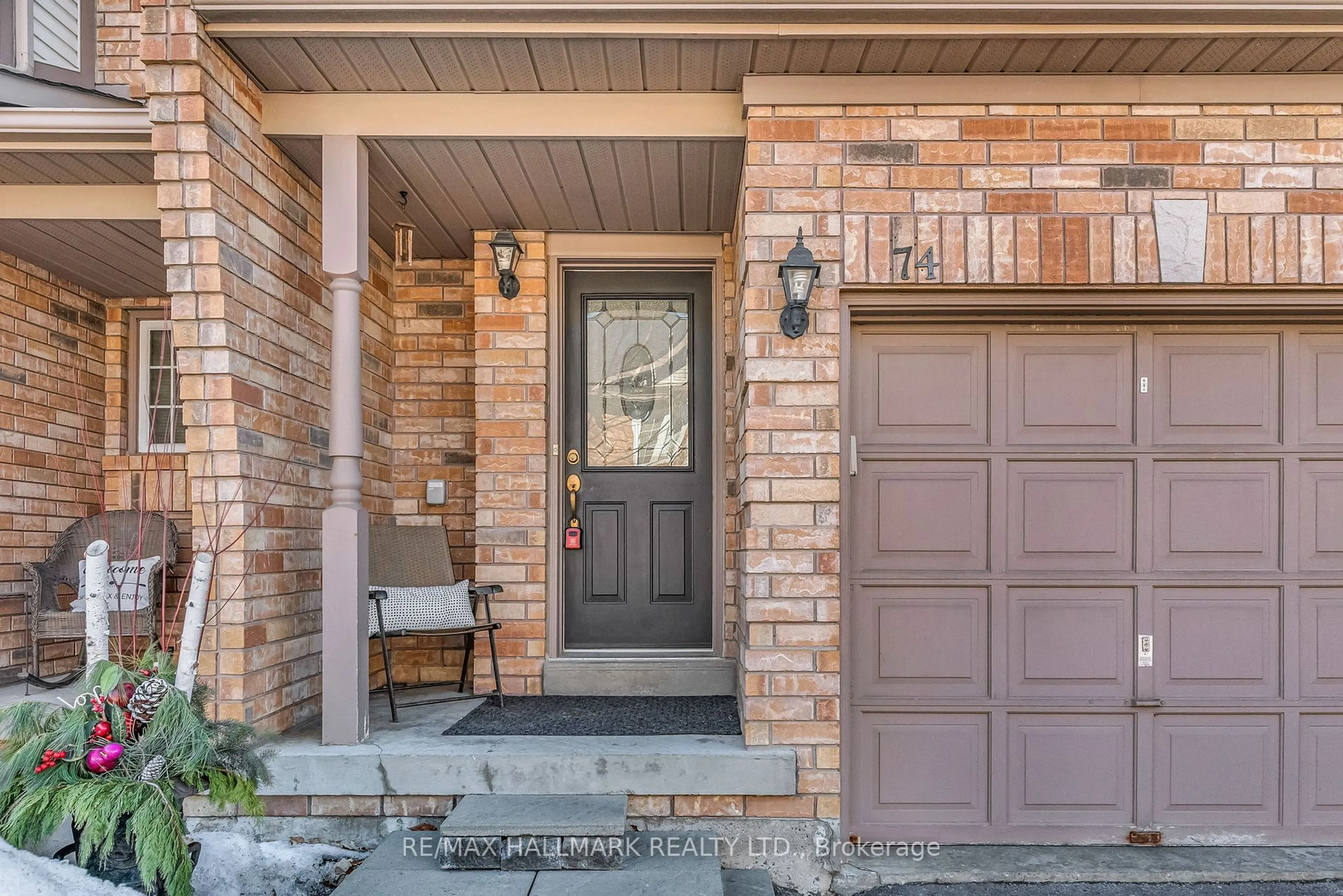 Home with brick exterior material, street for 74 Alderbrook Pl, Caledon Ontario L7E 1Y6