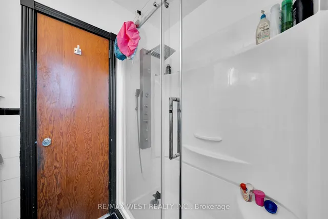 Additional property image - 9 Fieldway Rd
