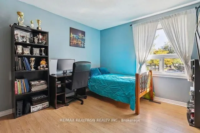 Additional property image - 1 Saraband St