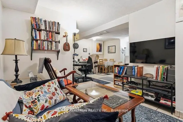 Additional property image - 1 Saraband St