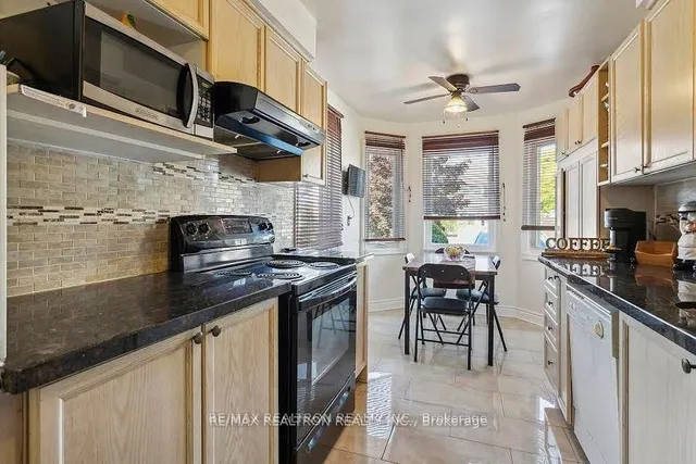 Additional property image - 1 Saraband St