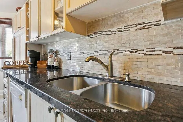 Additional property image - 1 Saraband St
