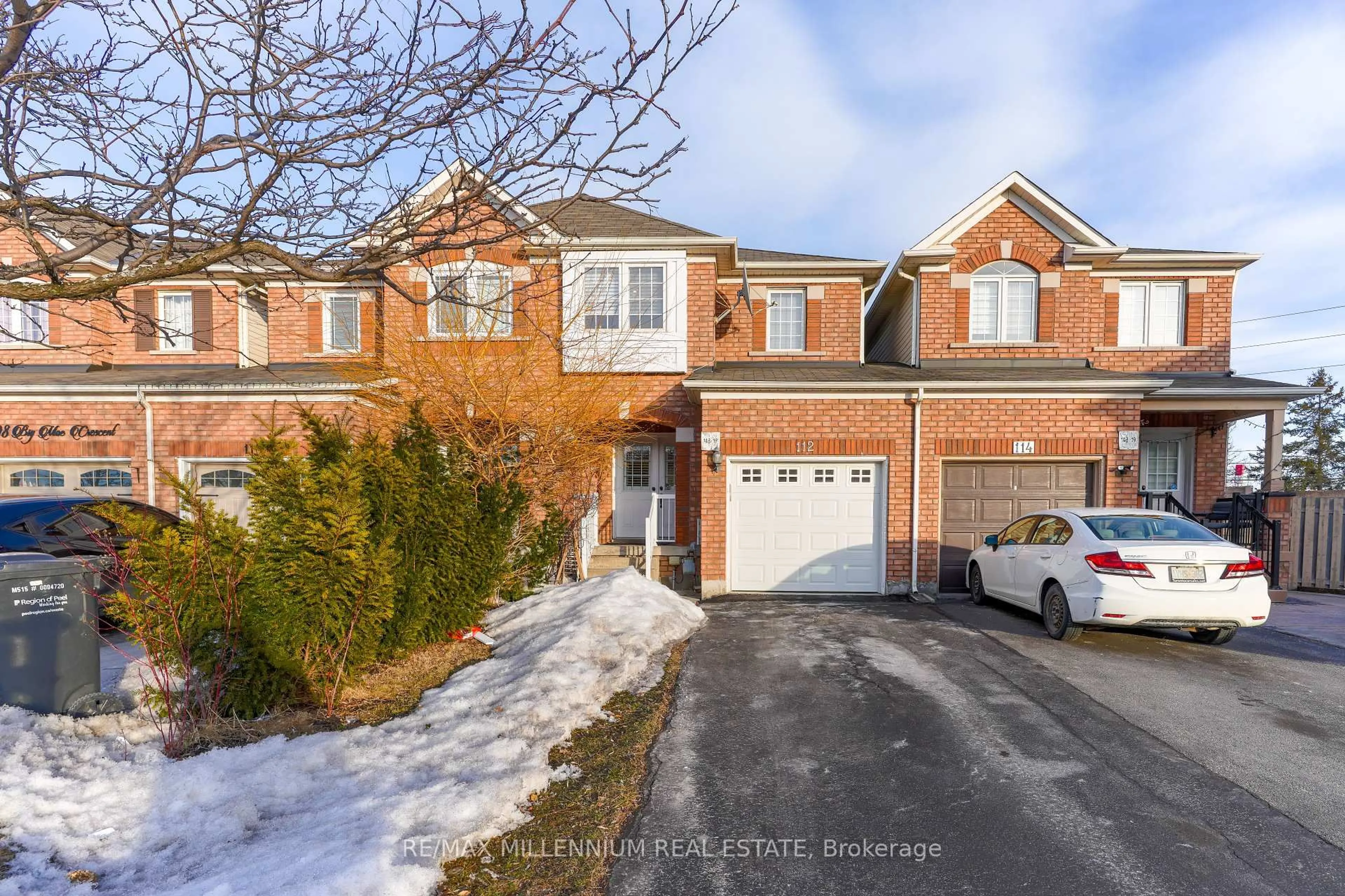 Home with brick exterior material, street for 112 Big Moe Cres, Brampton Ontario L6P 1J9