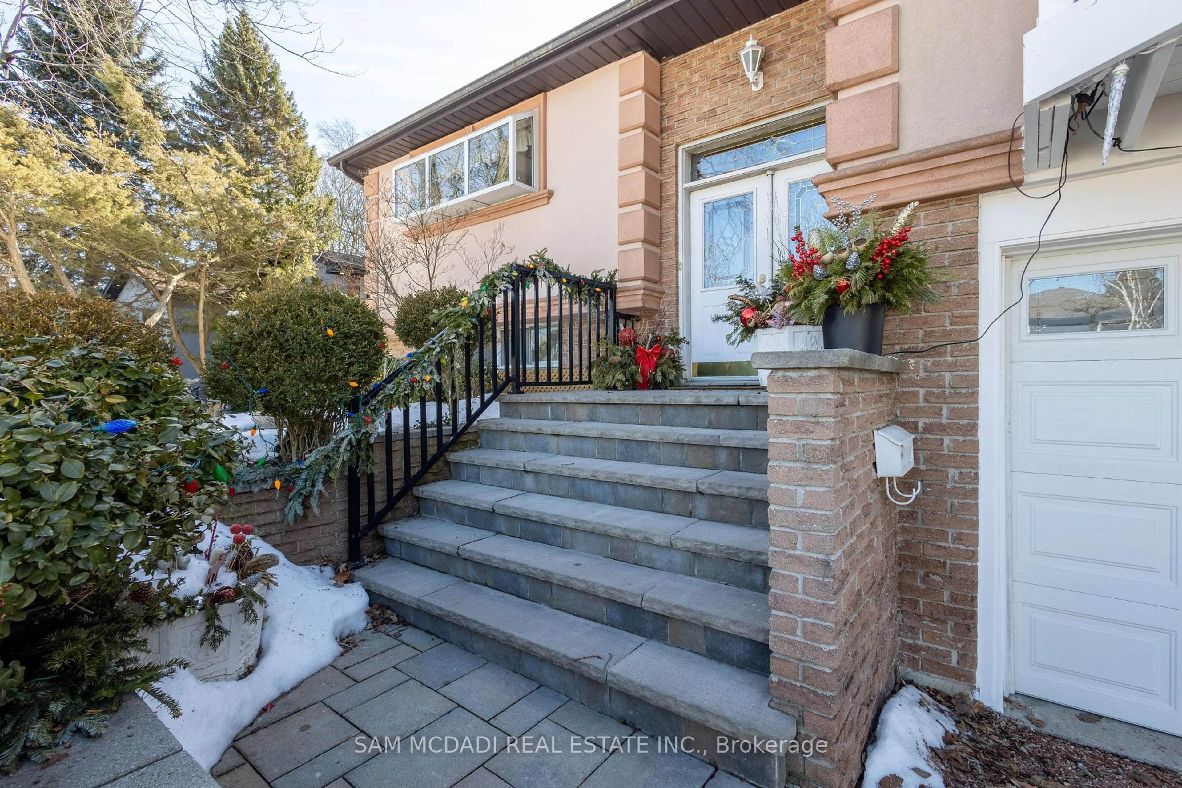 Unknown for 1416 Petrie Way, Mississauga Ontario L5J 1G5