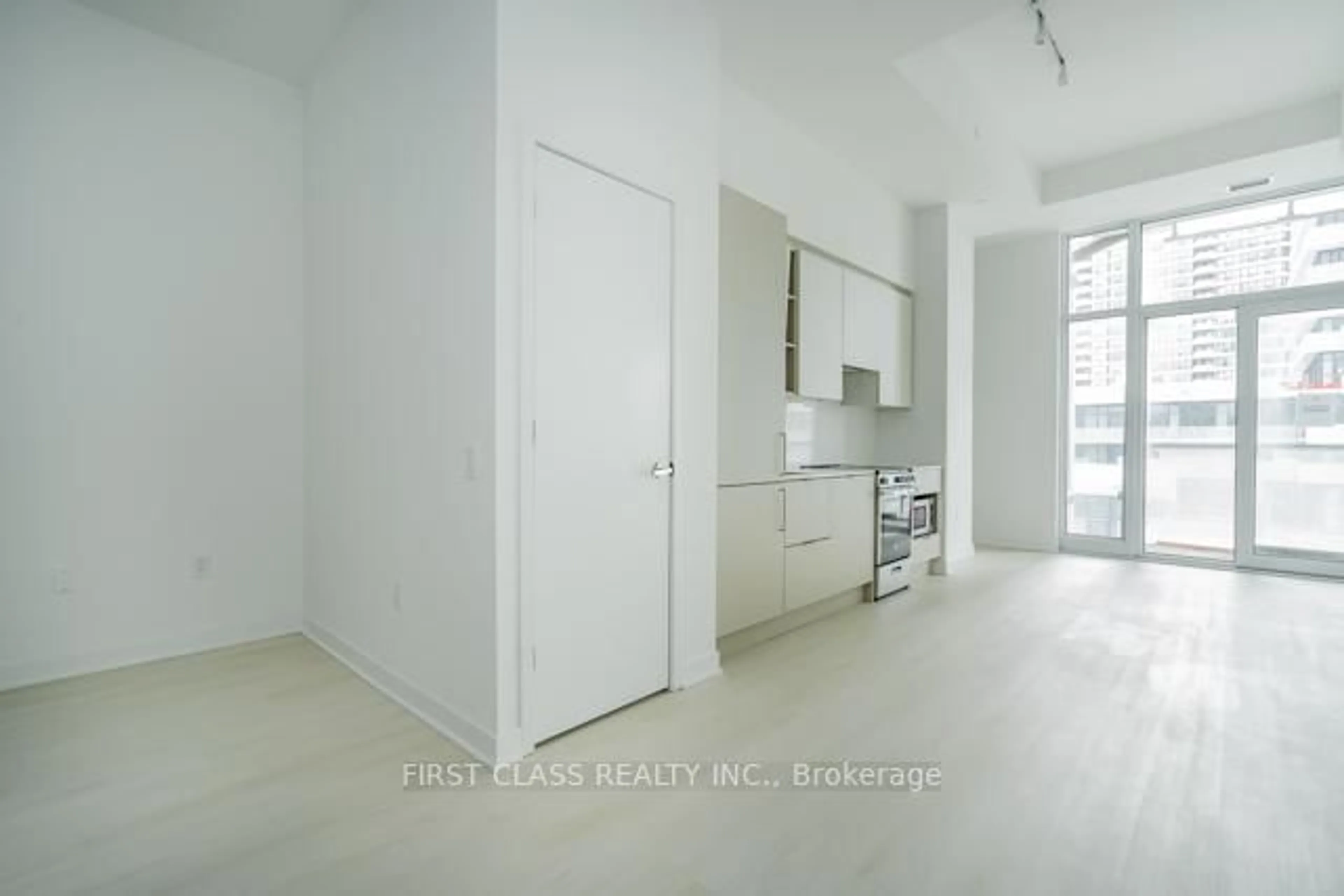 A pic of a room for 3900 Confederation Pkwy #527, Mississauga Ontario L5B 0M3