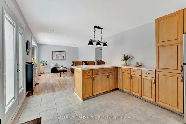 Additional property image - 635 Inverness Ave