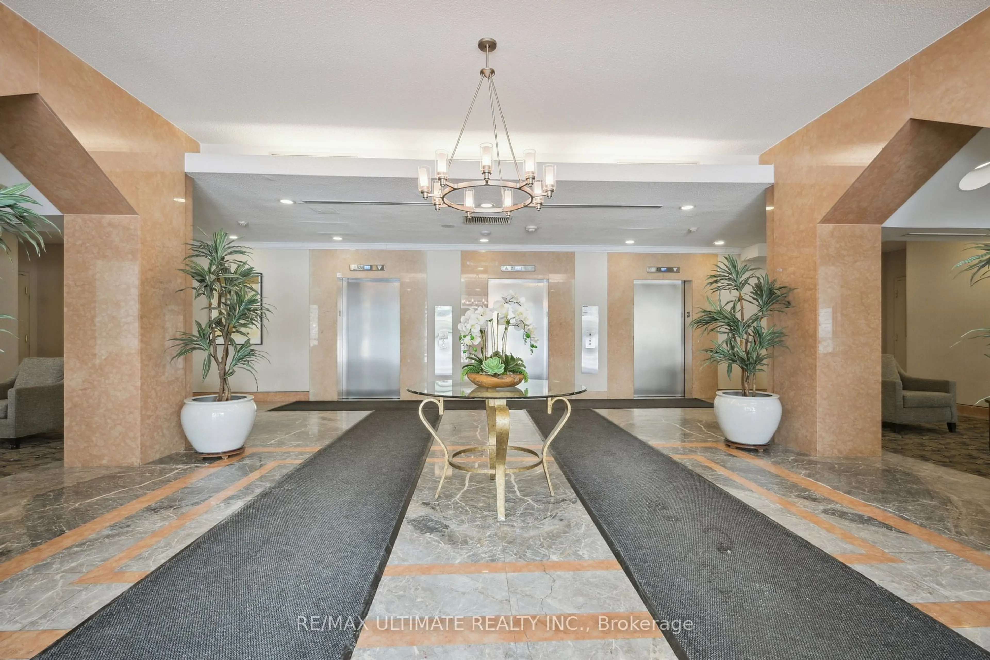 Lobby for 2177 Burnhamthorpe Rd #910, Mississauga Ontario L5L 5P9