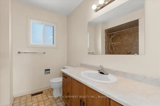 Additional property image - 1404 White Oaks Blvd