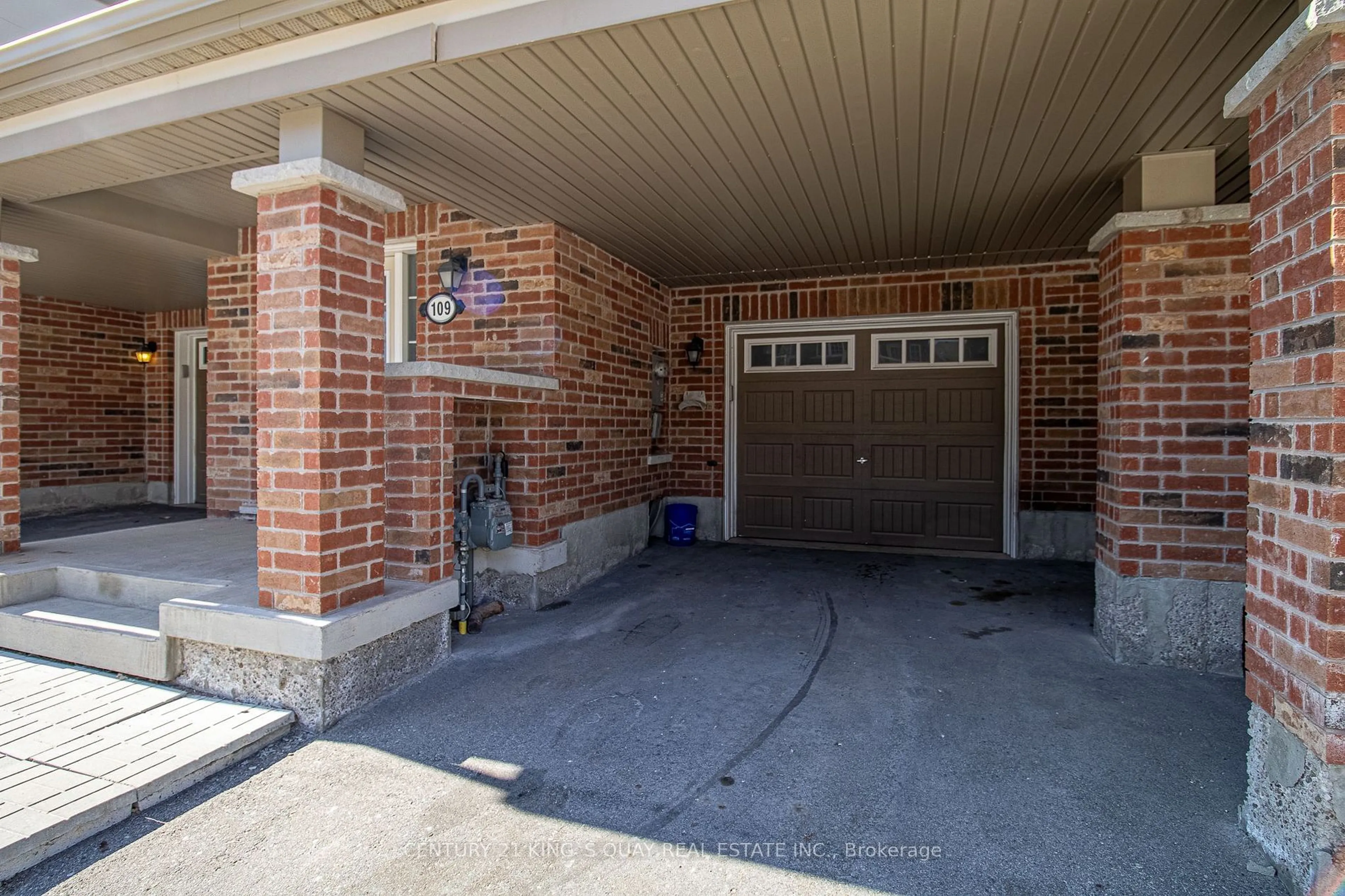 Unknown for 109 Frost Crt, Milton Ontario L9T 7K6