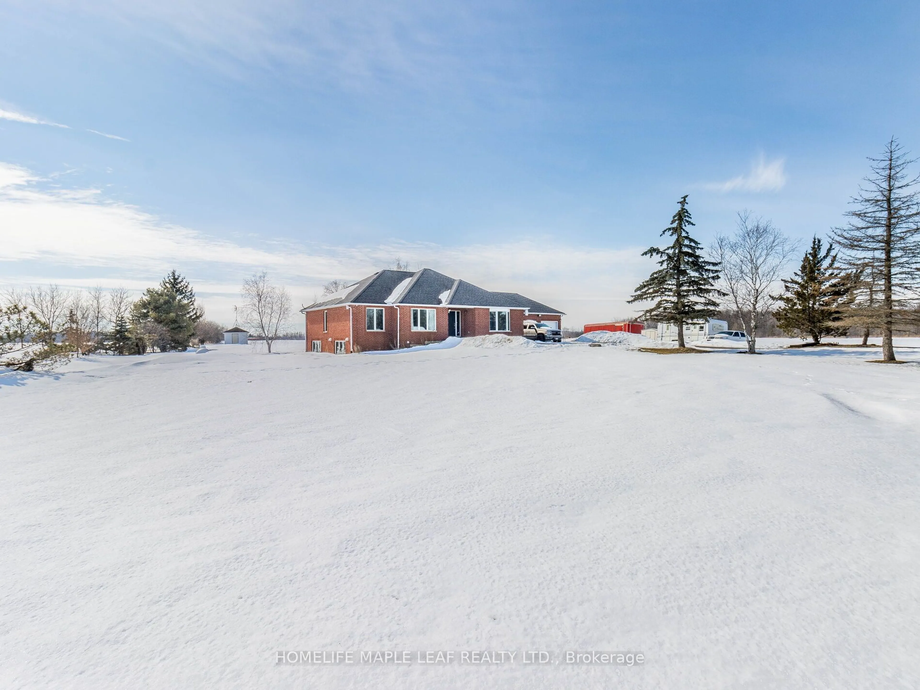 A pic from outside/outdoor area/front of a property/back of a property/a pic from drone, unknown for 13608 Torbram Rd, Caledon Ontario L7C 2S9