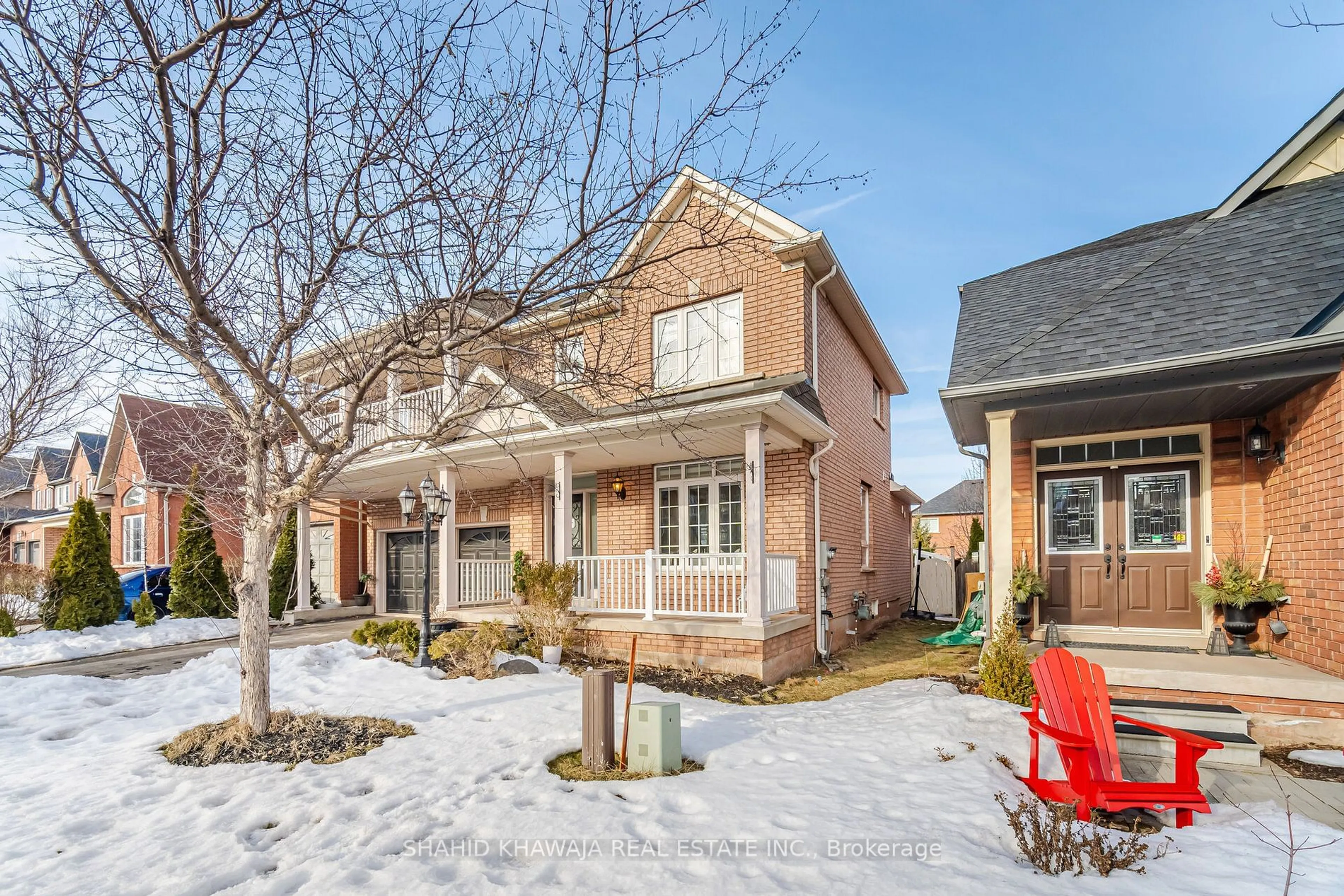 Home with brick exterior material, street for 2340 Briargrove Circ, Oakville Ontario L6M 5A5