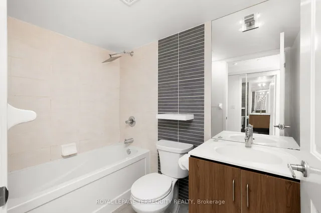 Additional property image - 205 Sherway Gardens Rd Unit 1803
