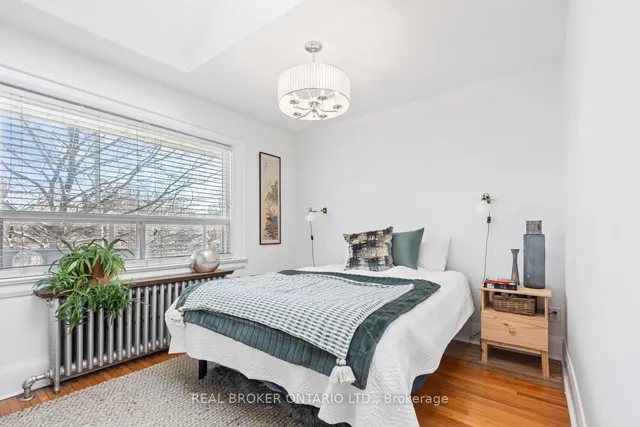 Additional property image - 130 Harvie Ave