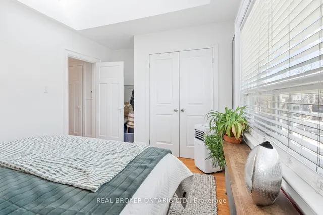 Additional property image - 130 Harvie Ave