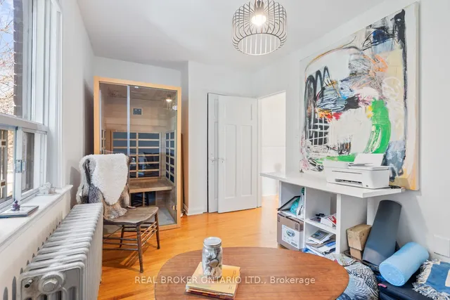 Additional property image - 130 Harvie Ave