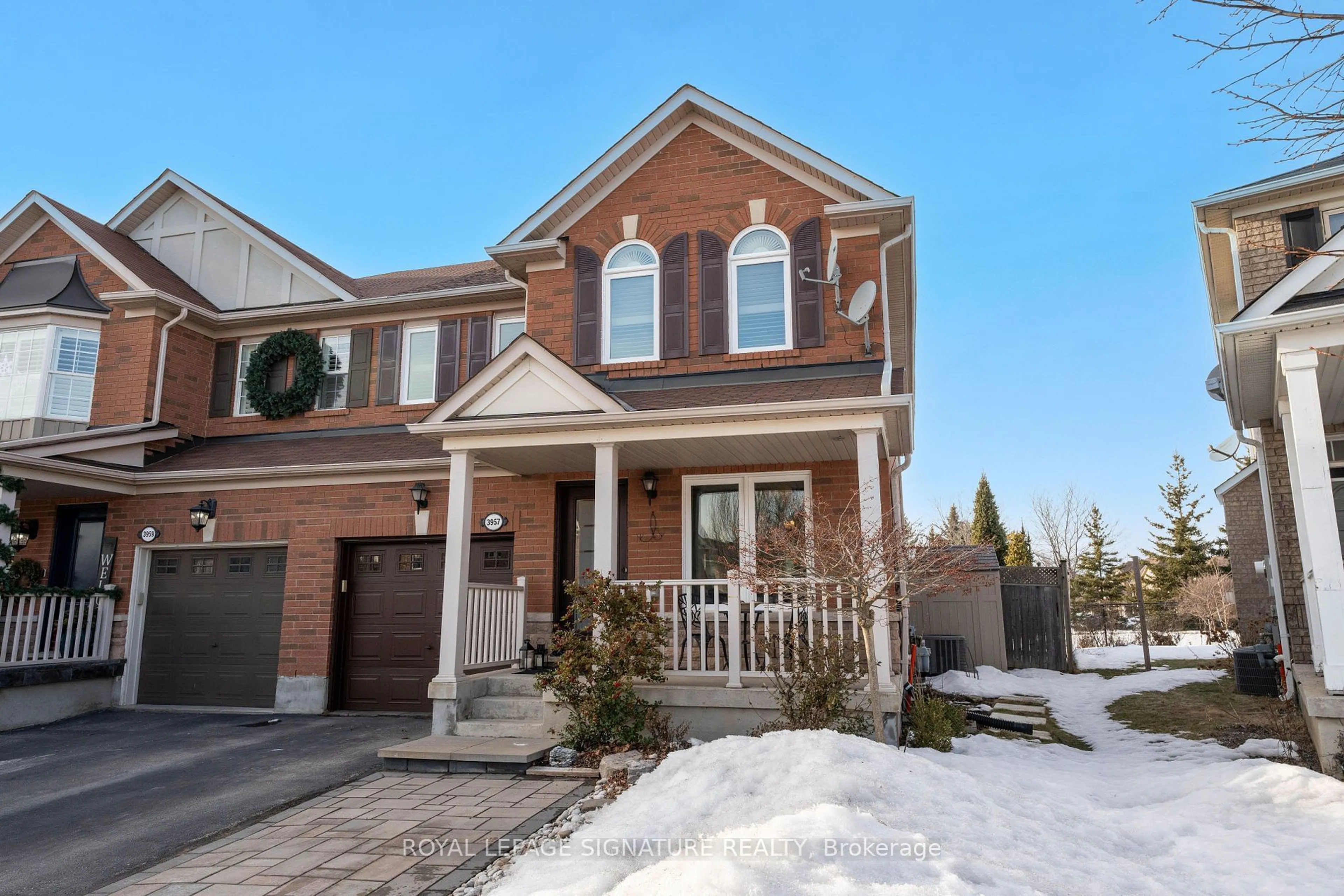 Home with brick exterior material, street for 3957 Janice Dr, Mississauga Ontario L5M 7Y3