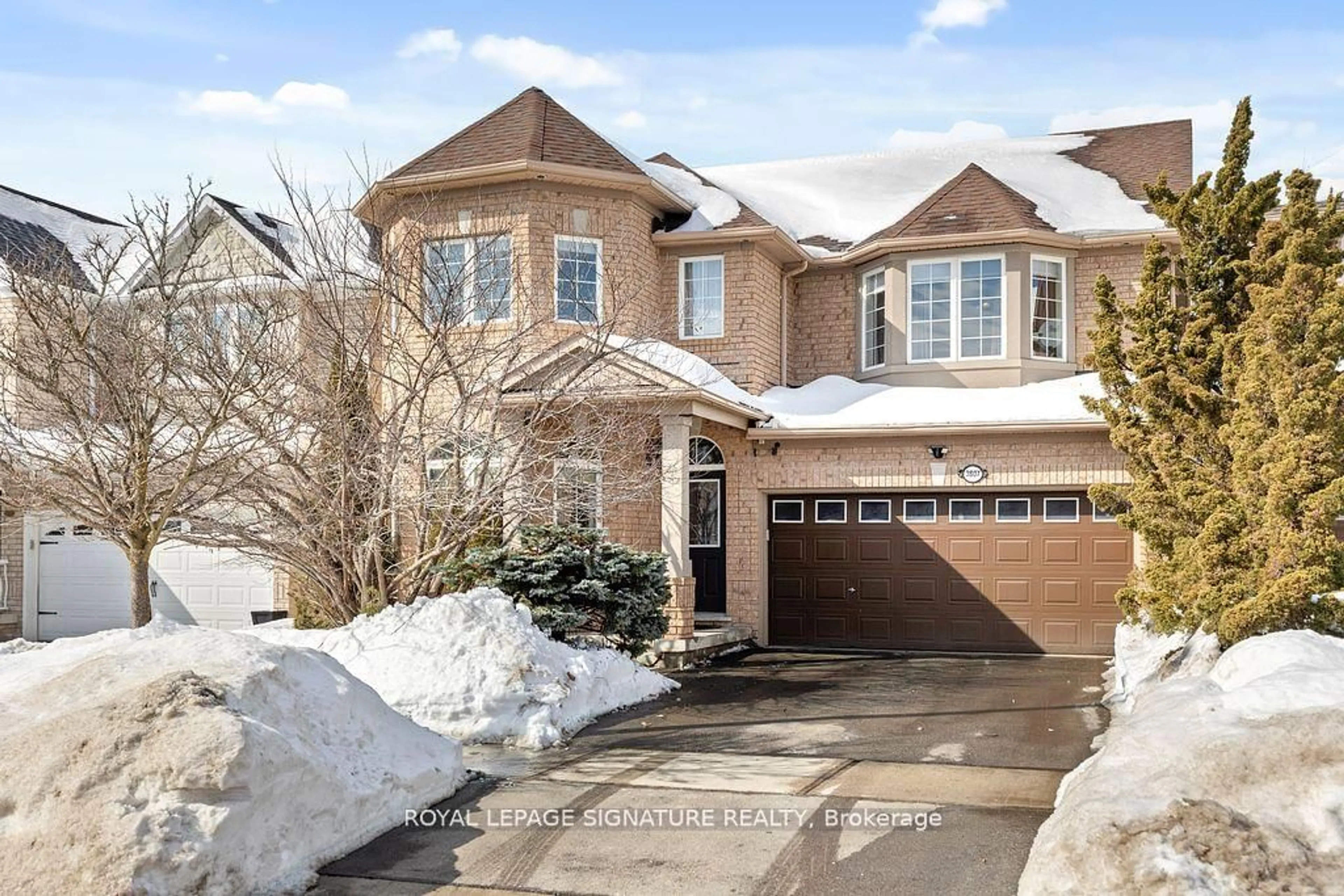 Home with brick exterior material, street for 3807 Deepwood Hts, Mississauga Ontario L5M 6M6