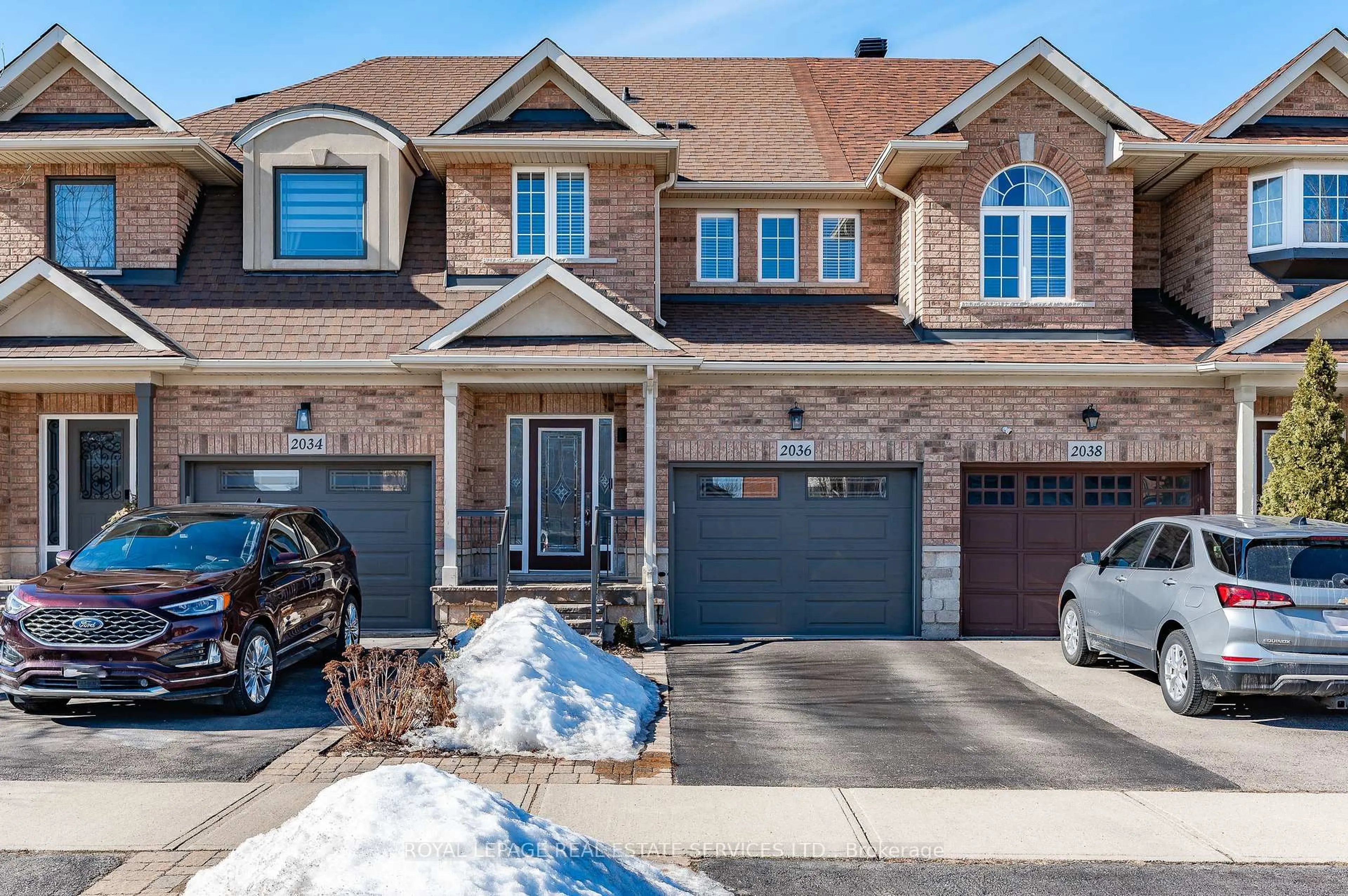 Home with brick exterior material, street for 2036 Redstone Cres, Oakville Ontario L6M 5B2