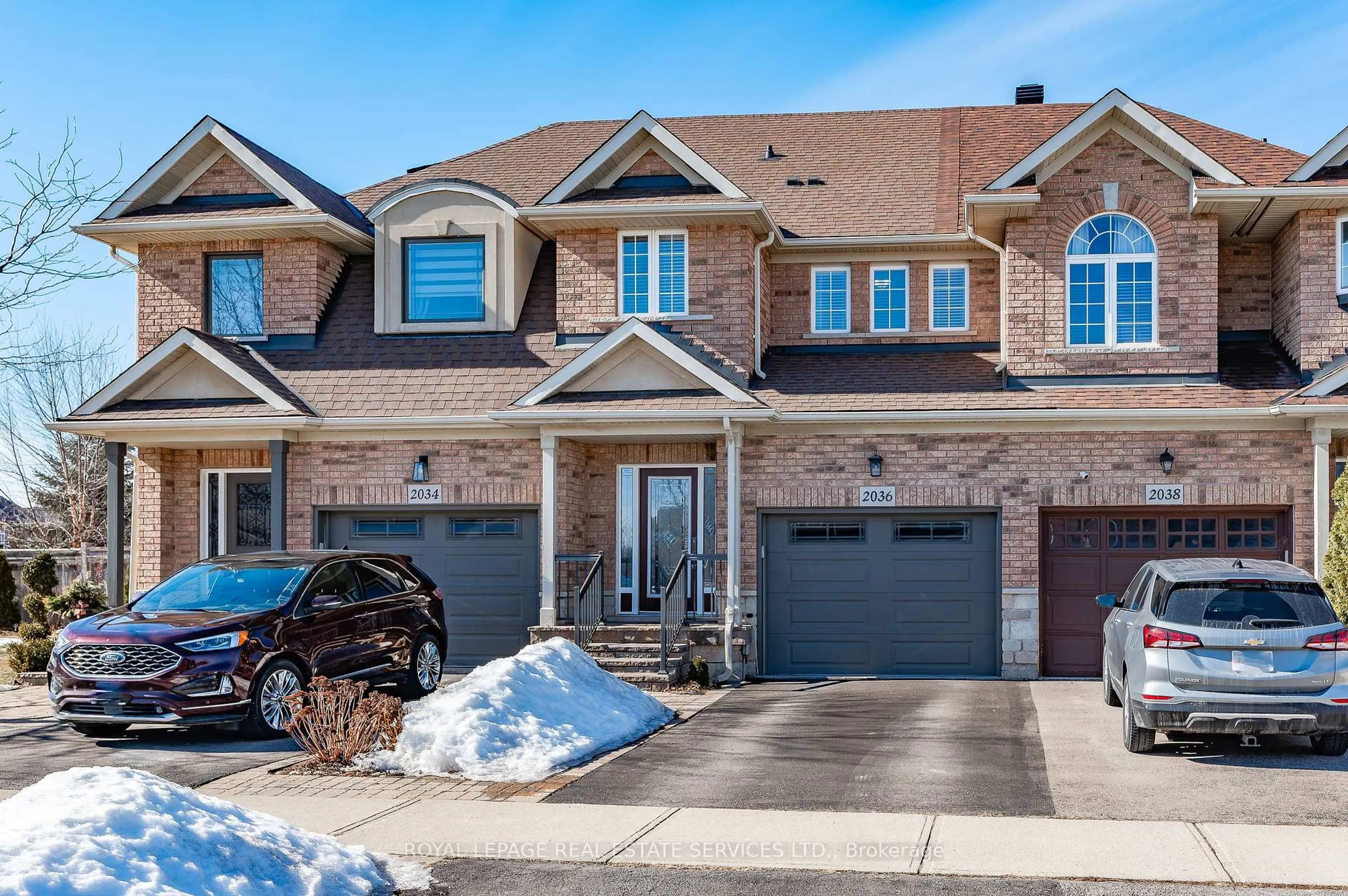 Home with brick exterior material, street for 2036 Redstone Cres, Oakville Ontario L6M 5B2