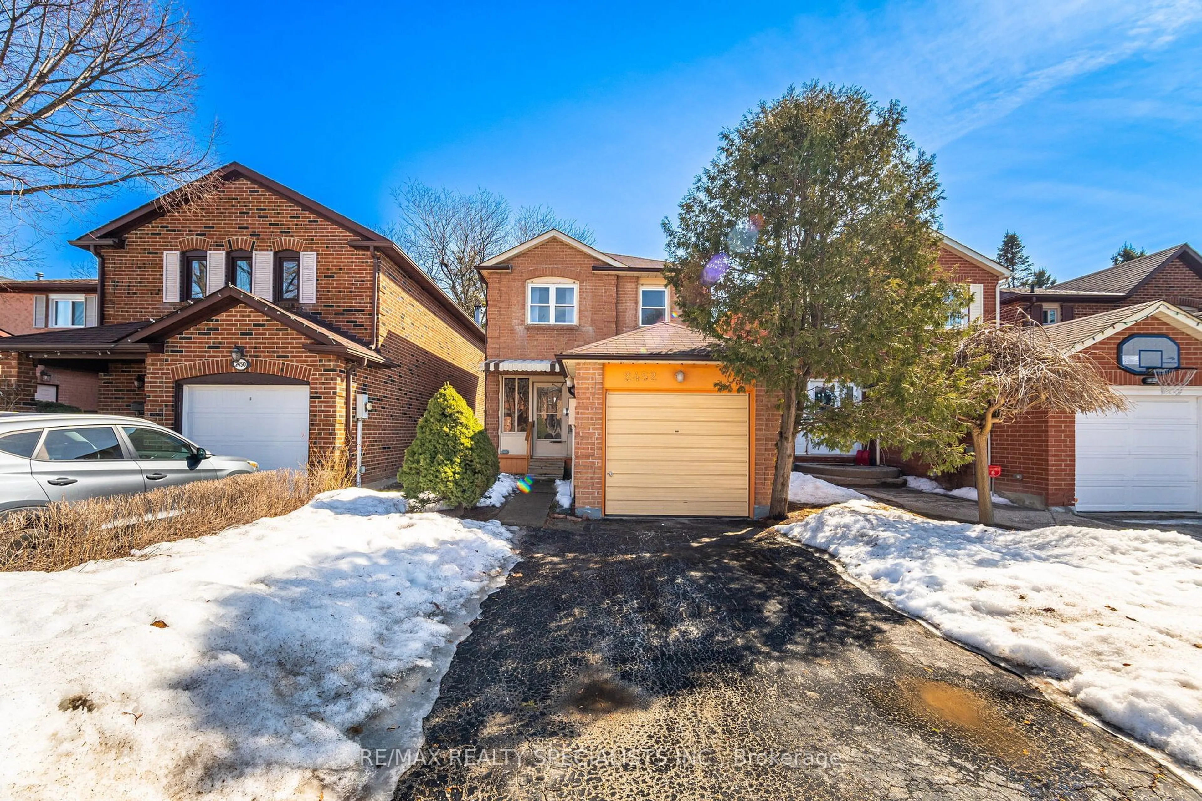 Home with brick exterior material, street for 2452 Ploughshare Crt, Mississauga Ontario L5L 3M6