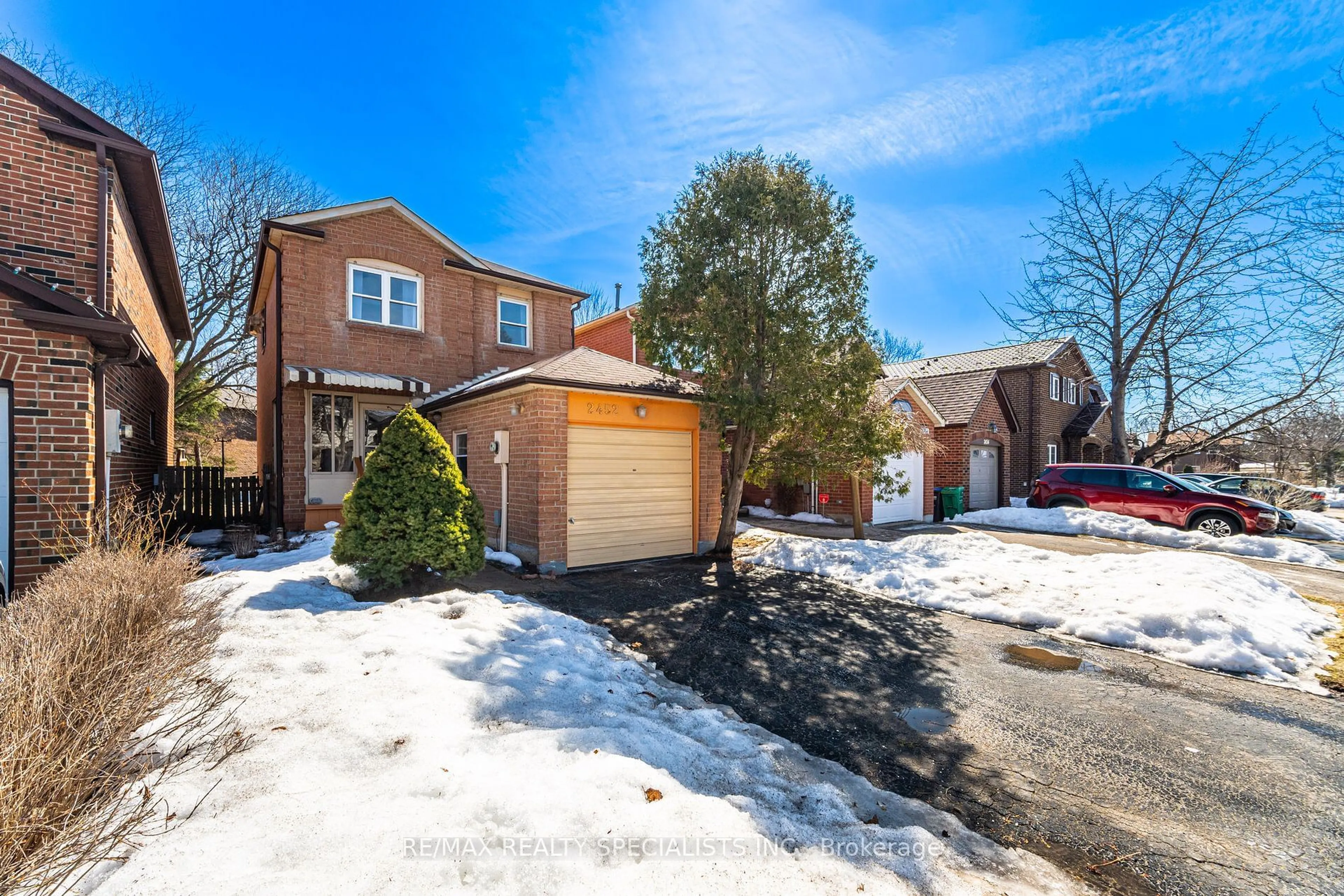 Home with brick exterior material, street for 2452 Ploughshare Crt, Mississauga Ontario L5L 3M6