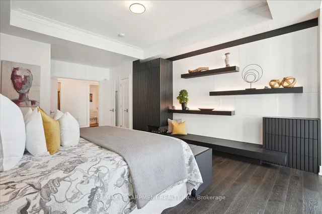 Additional property image - 2060 Lakeshore Rd Unit 206