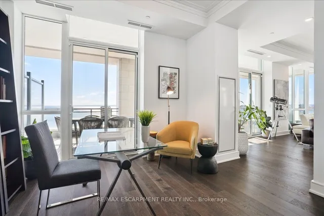 Additional property image - 2060 Lakeshore Rd Unit 206
