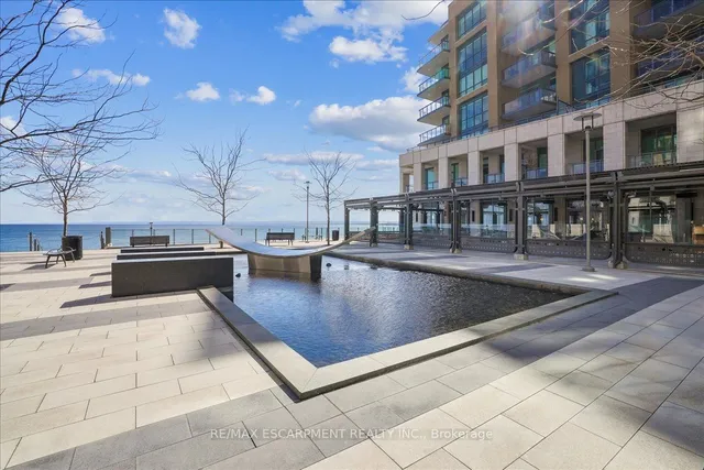 Additional property image - 2060 Lakeshore Rd Unit 206