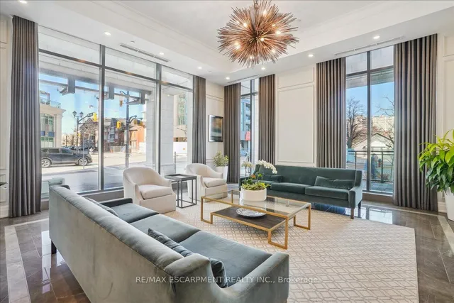 Additional property image - 2060 Lakeshore Rd Unit 206