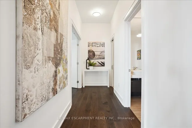 Additional property image - 2060 Lakeshore Rd Unit 206