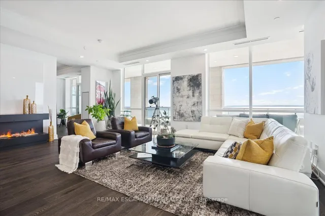 Additional property image - 2060 Lakeshore Rd Unit 206