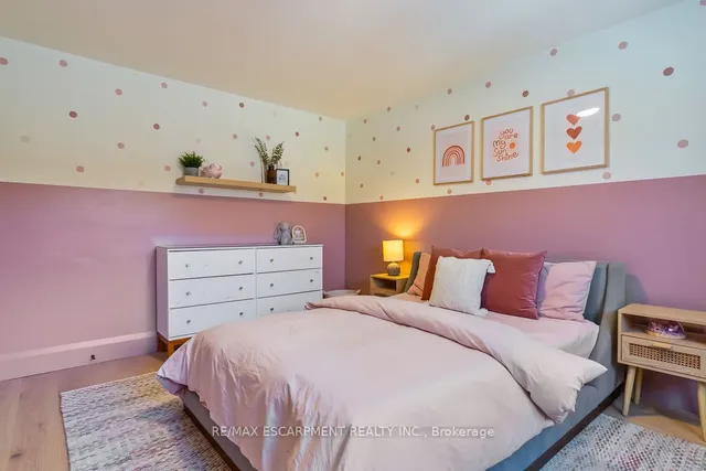 Additional property image - 694 Holt Dr
