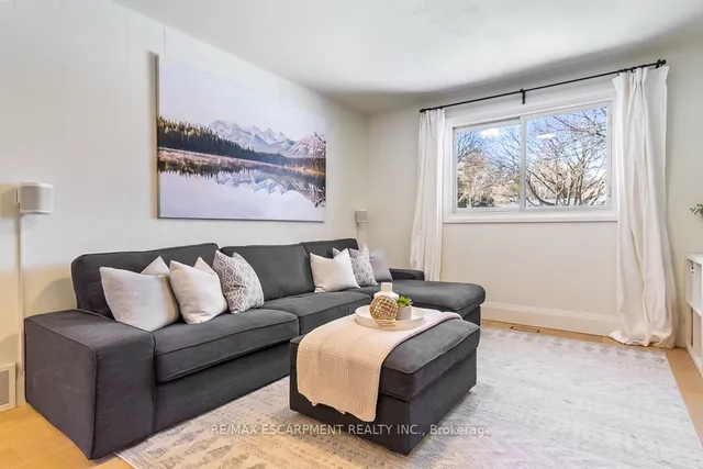 Additional property image - 694 Holt Dr