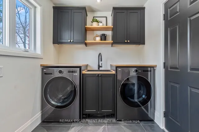Additional property image - 694 Holt Dr