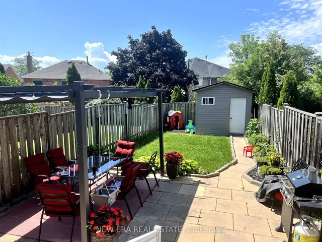 Additional property image - 2152 Pelee Blvd