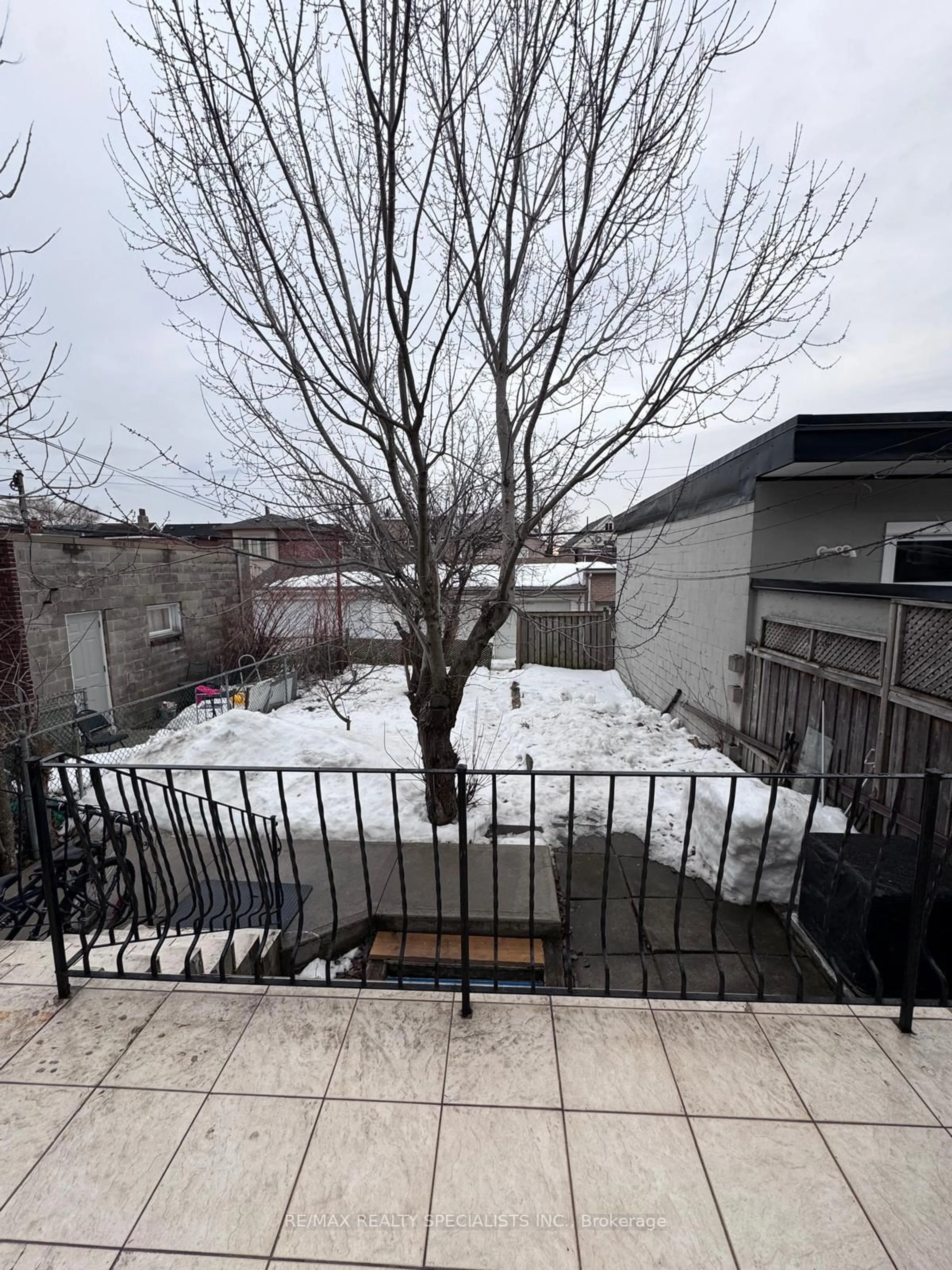 Balcony in the apartment, city buildings view from balcony for 25 Auburn Ave, Toronto Ontario M6H 2L6